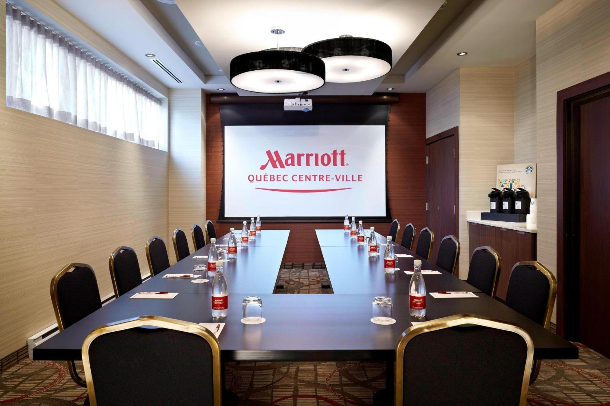 Marriott Quebec City Downtown Exterior photo