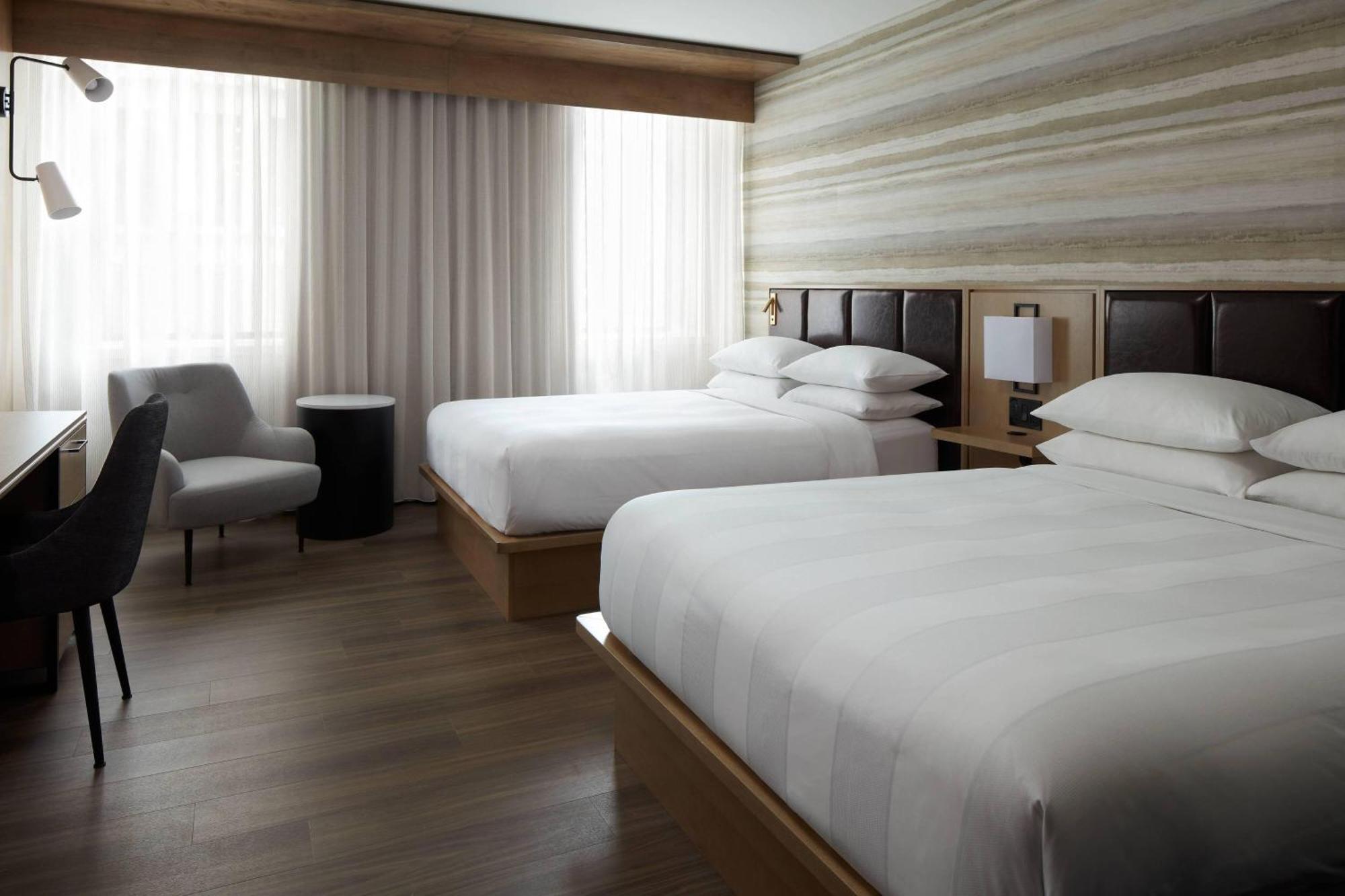 Marriott Quebec City Downtown Exterior photo
