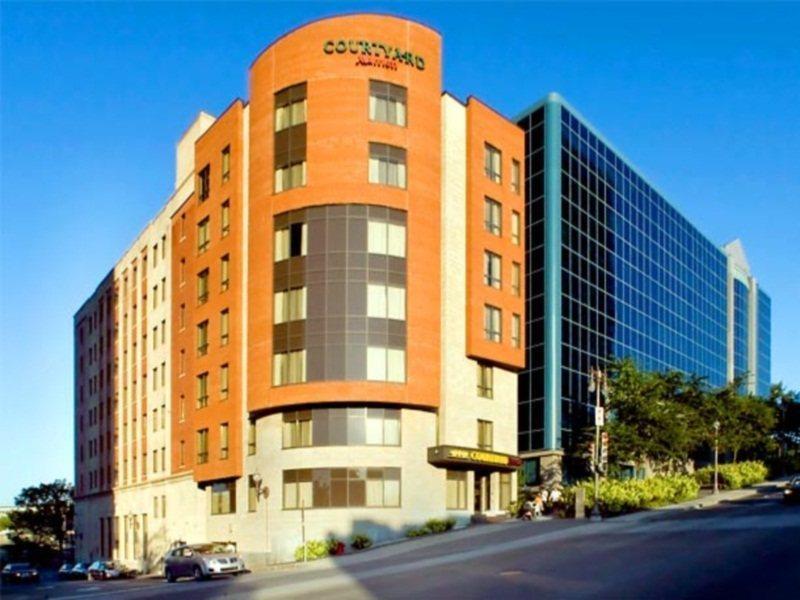 Marriott Quebec City Downtown Exterior photo